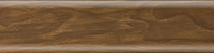 Фото №91. Насыщенный коричневый цвет вишневого дерева со светлыми, глубоким линиями годовых колец
